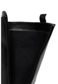 Derimod Botas - black