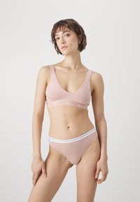 Lacoste Biustjė - apricot