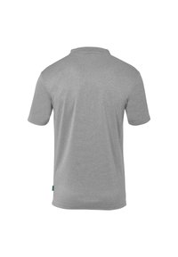 Grijze korte-sleeve t-shirt met een ronde hals. De stof lijkt zacht en glad. Een klein groen label is zichtbaar aan de onderkant aan de linkerkant.