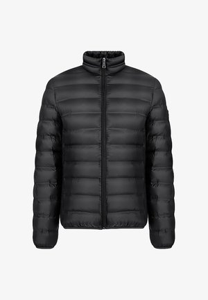 Padded czarna kurtka z podwyższonym kołnierzem, zamek błyskawiczny z przodu i pikowanym wzorem. Wykonana z lekkiego, gładkiego materiału.