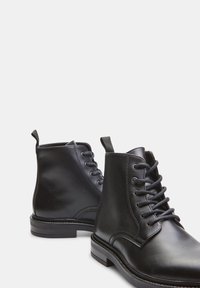 Bata Stivaletti stringati - schwarz