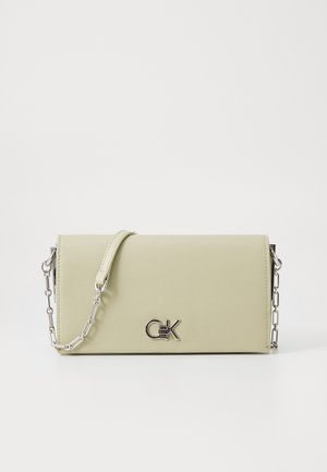 Calvin Klein CONVERTIBLE MINI BAG - Bandolera - eucalyptus