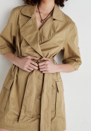 Robe de jour - beige