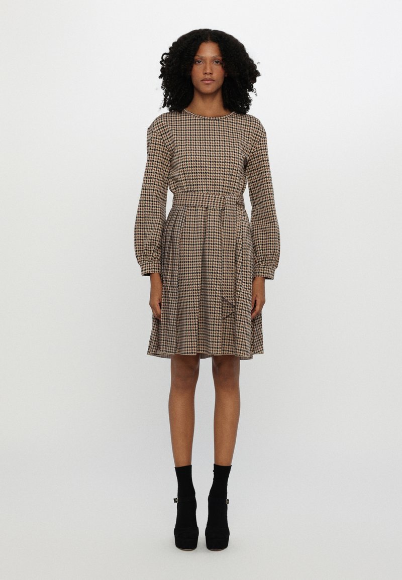 WEEKEND MaxMara VETTA - Rochie de zi - cammello