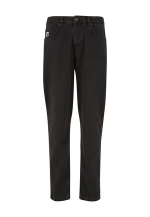 Juodos spalvos džinso kelnės su tiesiomis kojų apačioj, priekiniuose kišenėse, sagos užsegimu ir lanku ant galinės kišenės.