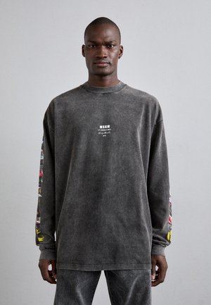 Long sleeved top - grey