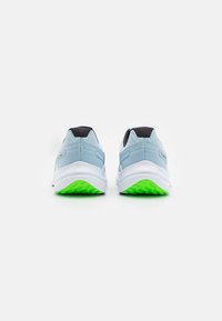 Nike Performance QUEST 5 - Road running shoes - light armory blue/black/green strike/star blue/white