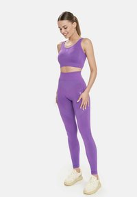 Cardio Bunny CHILL CROP - Top - purple