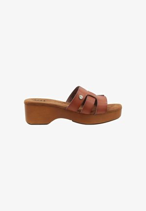 XTI, Mules de tacón - marrone