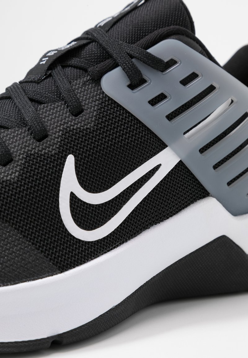 Nike Performance Air Max Alpha Trainer 3 Trainings Fitnessschuh Black White Wolf Grey Schwarz Zalando De