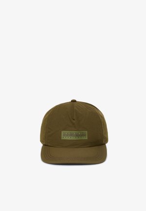 Olivgrüne Baseballkappe mit gestickten Details und einem rechteckigen Patch vorne mit dem Logo „Napapijri geographic“.