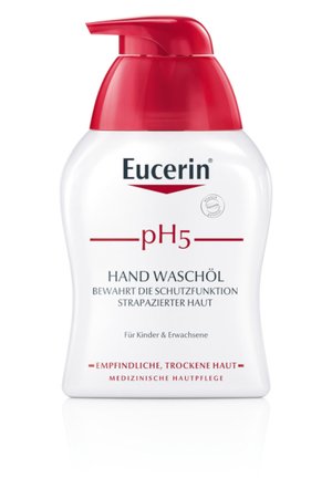 Eucerin pH5 Handwaschöl in einer weißen Kunststoffpumpflasche mit rotem Deckel. Enthält ein Etikett mit klarer Schrift und Logo, entwickelt für empfindliche Haut.