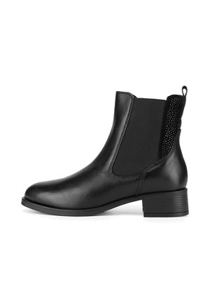 Mustad nahast pahkluu saapad madala plokktakjaga, elastsete küljelehtede ja tekstuurse musta tagumise detailiga. Sile viimistlus ümara varba kujundusega.