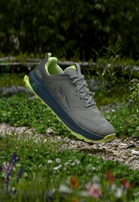 Επιλέχθηκε, ultra grey/turbulance/sharp green