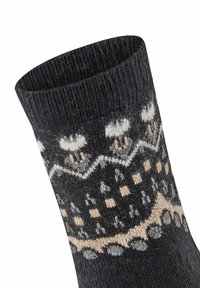 Stricksocken in Schwarz mit hellgrauen, weißen und beigen Musterakzenten, die Wolken und geometrische Designs zeigen, mit einem gerippten oberen Teil für eine angenehme Passform.