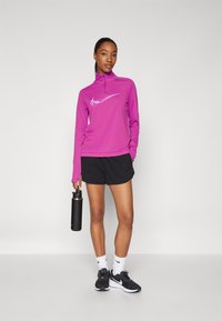 Nike Performance Camiseta de manga larga - hot fuchsia