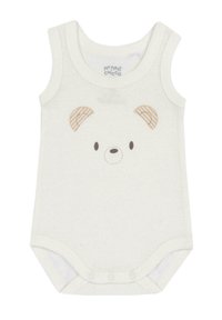 Bílý bavlněný kojenecký overal s kulatým výstřihem a bezrukávovým designem, zdobený potiskem hnědého medvěda a pruhovanými akcenty na uších.