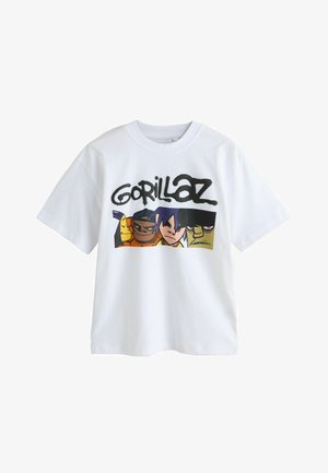 Biały bawełniany T-shirt z kolorową grafiką przedstawiającą cztery stylizowane postacie oraz czarny napis "Gorillaz". Krótkie rękawy.