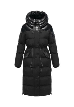 Parka nera imbottita con cappuccio lucido, vita regolabile con cordino e due tasche frontali. Presenta una chiusura a bottoni e un design lungo fino al ginocchio.
