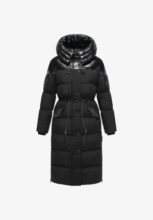 Gewatteerde zwarte parka met een glanzende capuchon, een aantrekkoord in de taille en twee voorzakken. Bevat een knoopsluiting en heeft een lengte tot de knie.