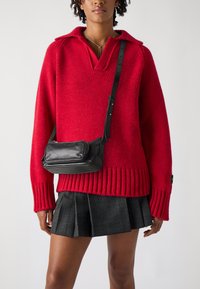 Vagabond - VIENNE - Cross body bag - black Thumbnail Image 1