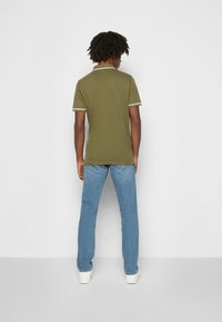 Calvin Klein Jeans TIPPING SLIM - Polo - burnt olive