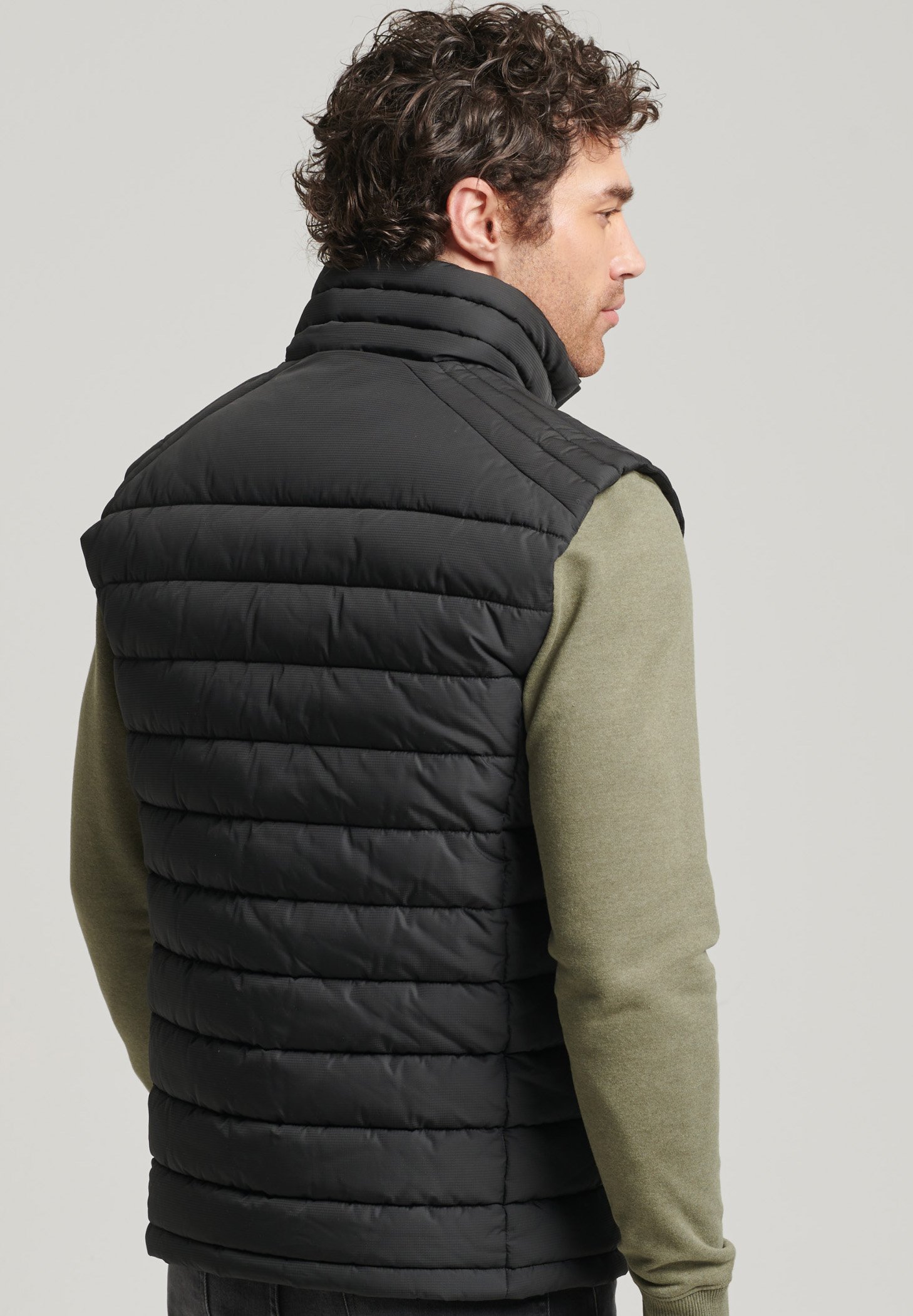 superdry studios fuji gilet