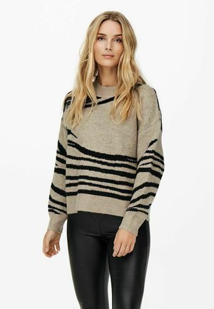 - Sweter