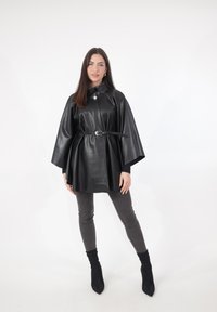 Unausgewählt, schwarz