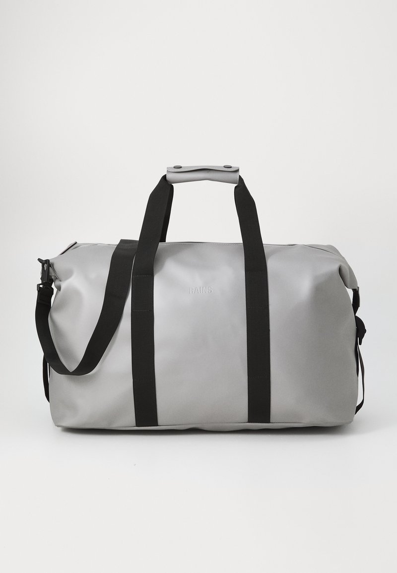 Borsa a tracolla grigia con manici neri, dotata di una maniglia superiore e chiusura con zip, su sfondo bianco e uniforme.