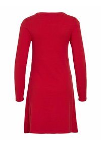Robe rouge à manches longues avec une coupe simple, vue de dos, arrivant au-dessus du genou, sur fond blanc.
