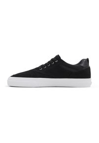 Unselected, black