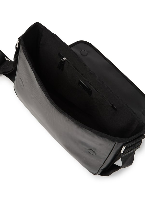 TRAVELER MESSENGER BAG - Cross body bag4