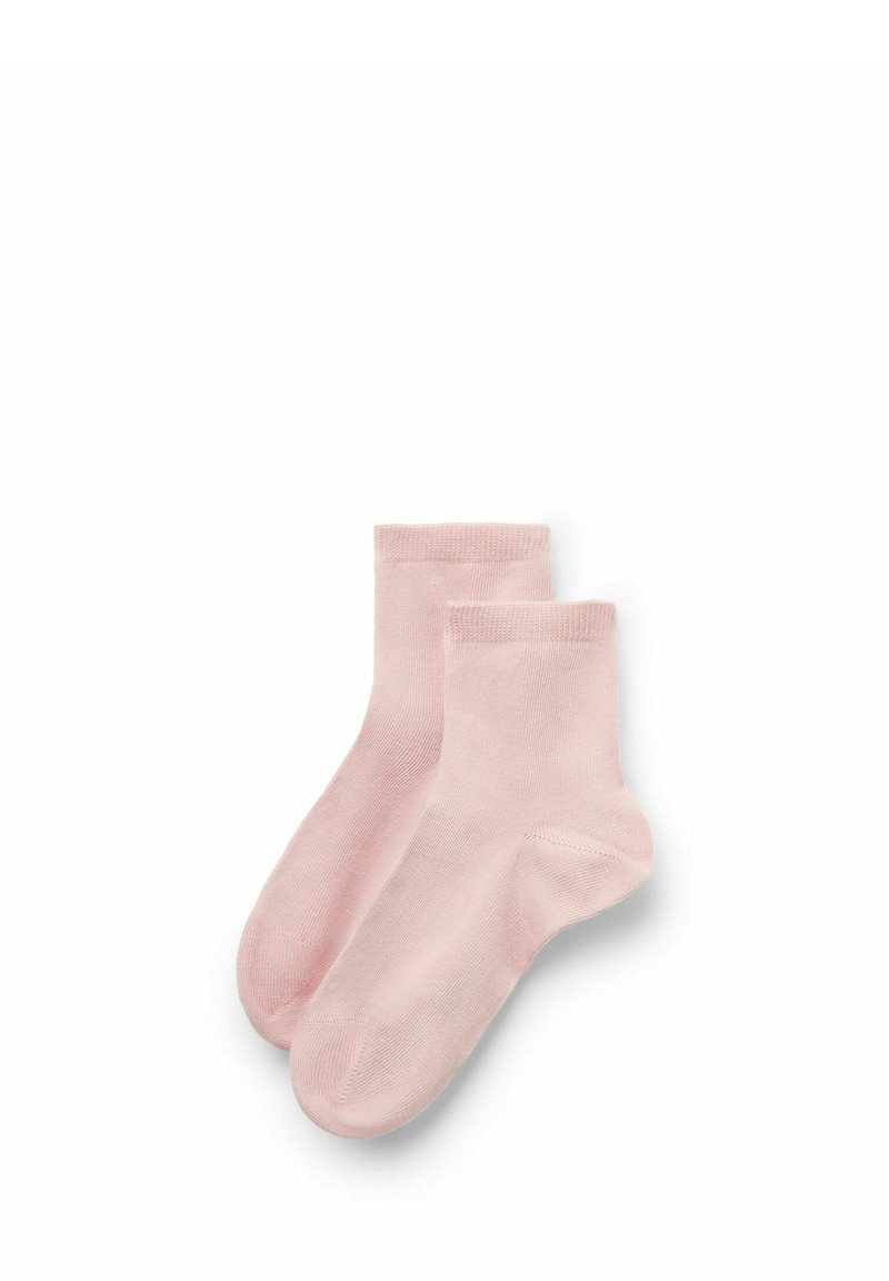 Helle rosa Baumwollknöchelsocken mit einem gerippten Bündchen und glatter Textur, ausgestattet mit verstärktem Fersen- und Zehenbereich.