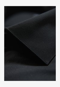 Niet geselecteerd, black