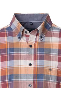 Hemd mit Knopfleiste und mehrfarbigem Karomuster in Orange, Blau und Creme. Verfügt über einen klassischen Kragen und blaue Knöpfe. Logo auf der Brusttasche.