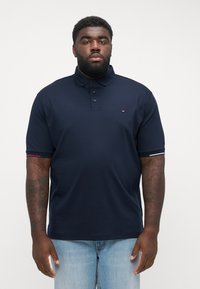 Tommy Hilfiger FLAGCUFF SLIM FIT - Polo shirt - desert sky