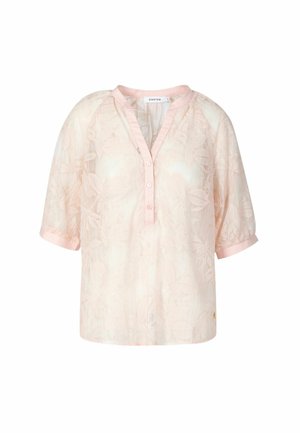 Blusa rosa chiaro semi-trasparente con motivo in pizzo floreale, maniche corte, colletto rotondo e pattina frontale con tre bottoni.
