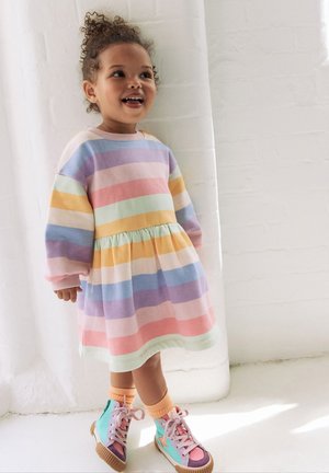 Next, REGULAR FIT - Denné šaty - rainbow striped