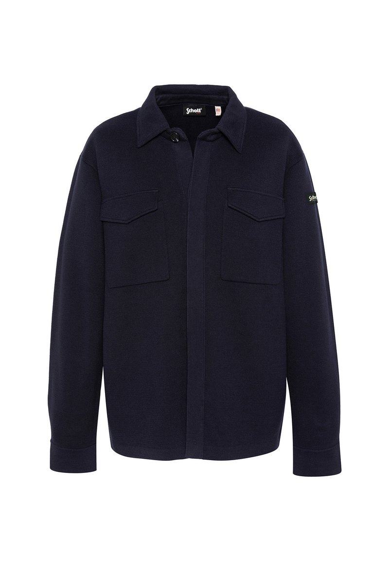 Chemise bleu marine à boutons en tissu texturé, dotée de deux poches avant, d'un col et d'une étiquette logo sur la manche gauche.