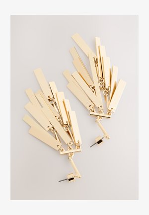 Goldfarbene Kronleuchterohrringe mit länglichen rechteckigen Formen, die durch Ketten verbunden sind, mit Stecker-Verschluss für sicheren Halt.