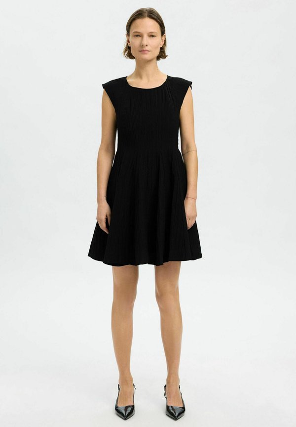 FLÜGELÄRMEL - Freizeitkleid