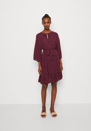 JDY JDYLIVO LIFE BELT DRESS - Φόρεμα ημέρας - wintetasting