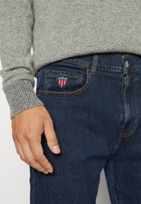 Schott TRD1310 - Vaqueros slim fit - rinse