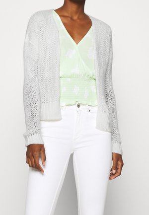 Abercrombie & Fitch Cardigan - white