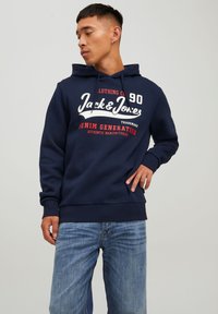 Jack & Jones - JJELOGO HOOD - Hættetrøje - navy blazer Miniaturebillede 1