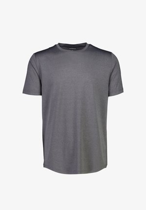 Camiseta de manga corta gris hecha de tejido ligero. Cuello redondo clásico con una textura sutil y dobladillo recto. Sin patrones ni gráficos visibles.