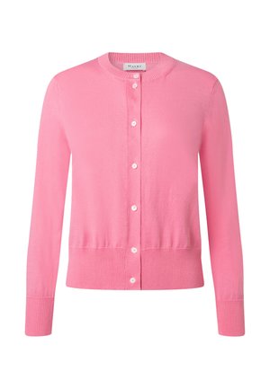 Różowy rozpinany kardigan z długim rękawem, ściągaczami na mankietach i dole, okrągłym dekoltem oraz siedmioma białymi guzikami z przodu.