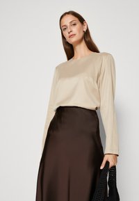 Lindex MARIA - A-linjekjol - dark brown