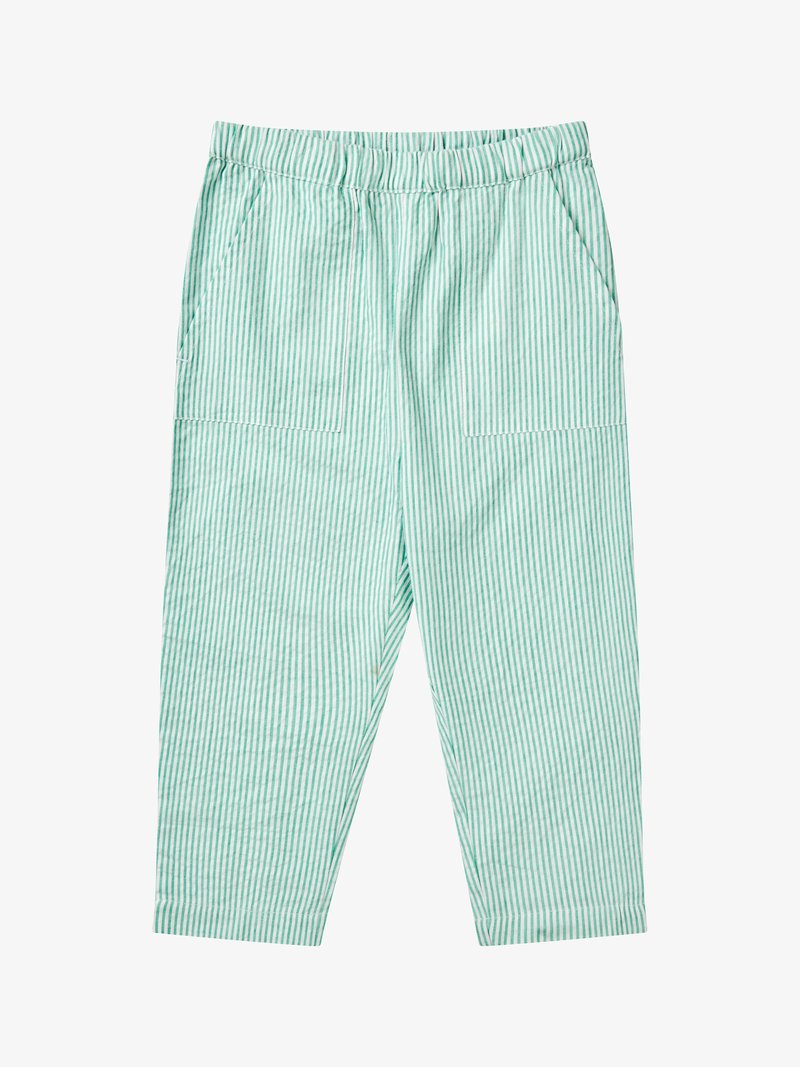 Φαρδιές παντελόνες με κάθετες ρίγες σε ανοιχτό πράσινο και άσπρο, με ελαστική μέση, μπροστινές τσέπες με επιφάνειες και ίσια μπατζάκια.